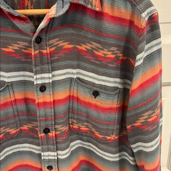 Faherty button down - Picture 3 of 5